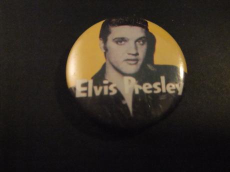 Elvis Presley rockzanger ( gele achtergrond)